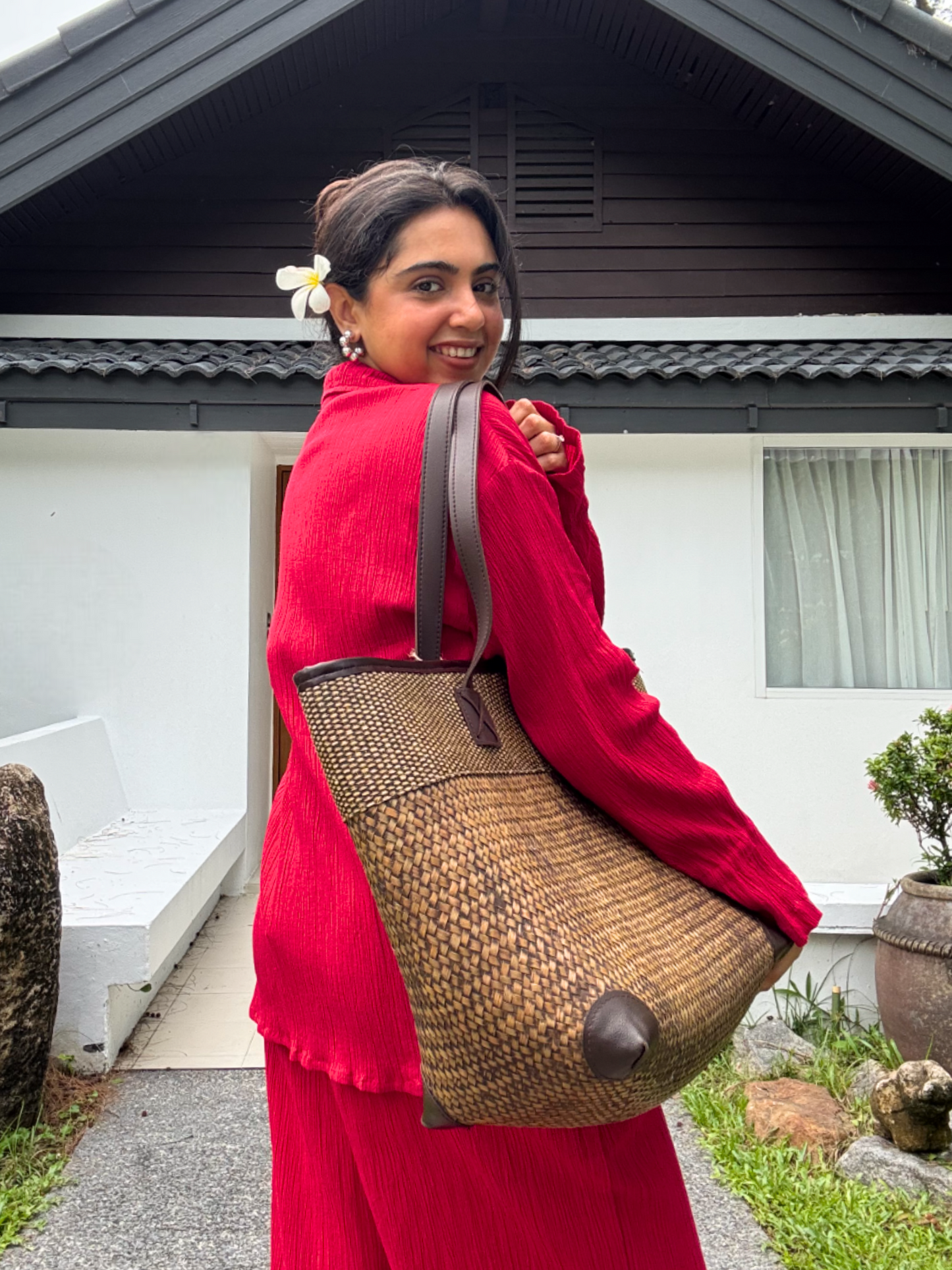 Rooh Set in Red