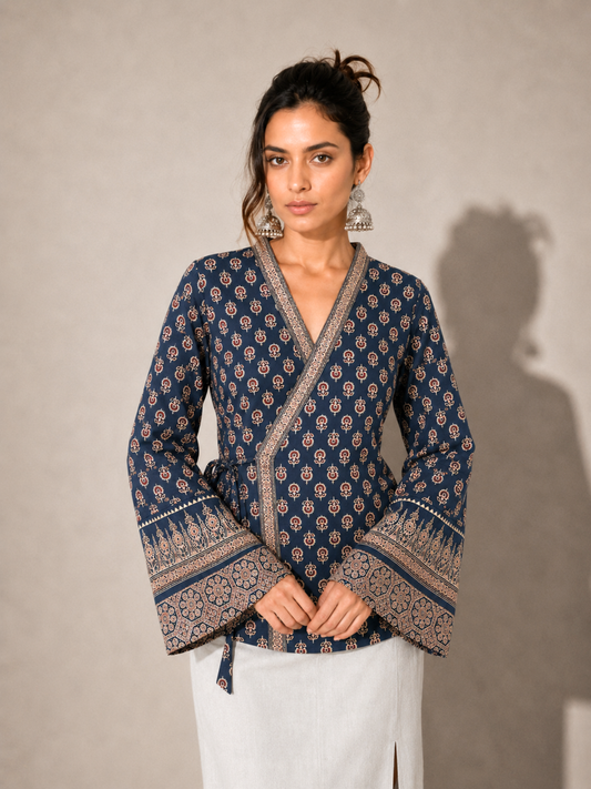 Heer Shortline Top in Navy Blue