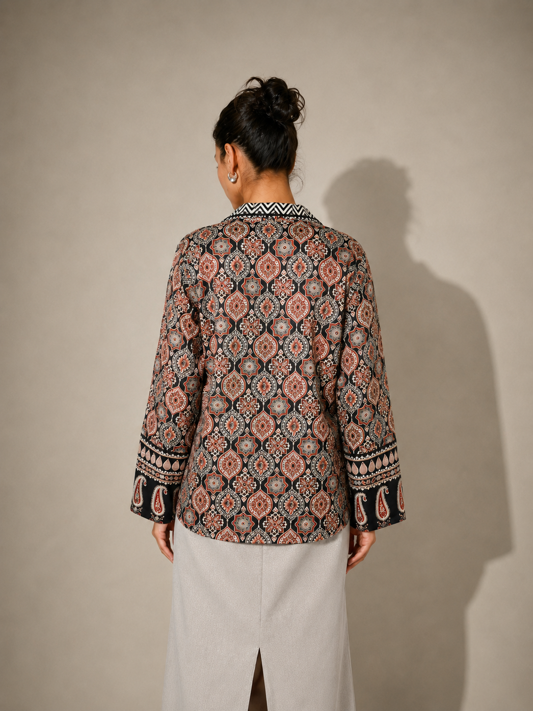 AMAYA TIE-UP Shirt in Black