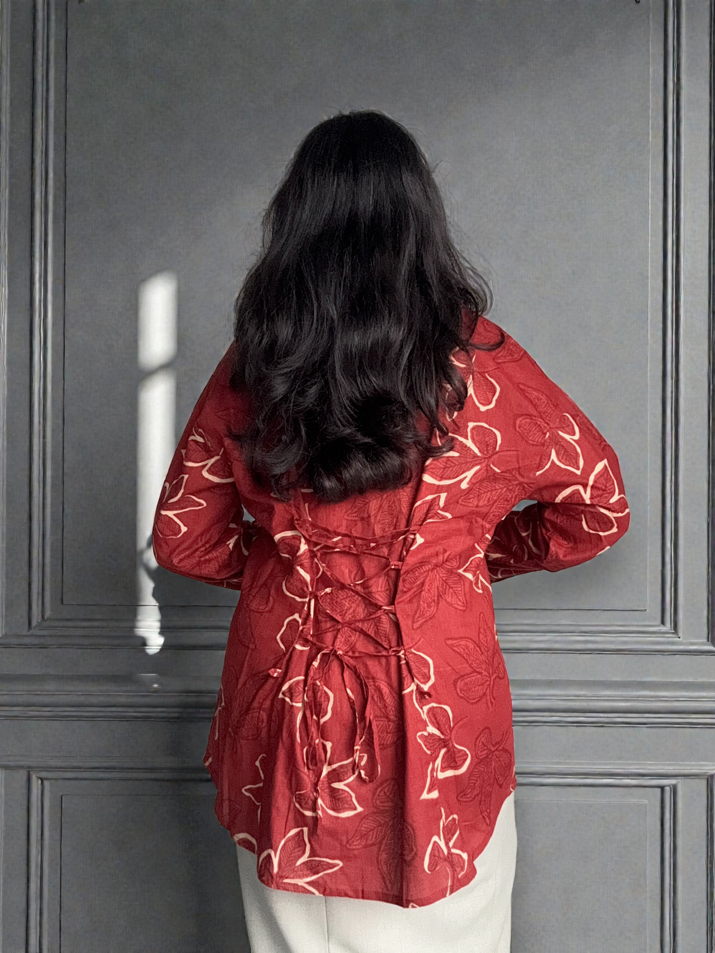 Leher Shirt in red