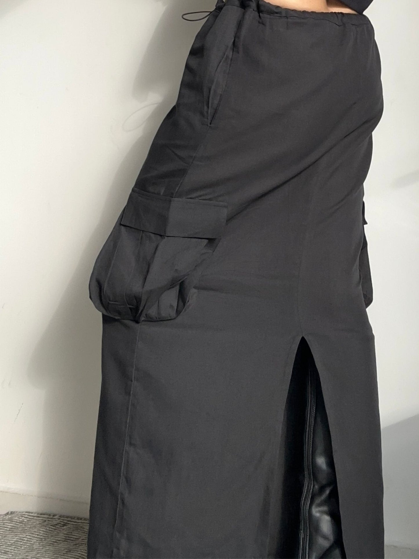 Dawn Cargo Skirt In Black