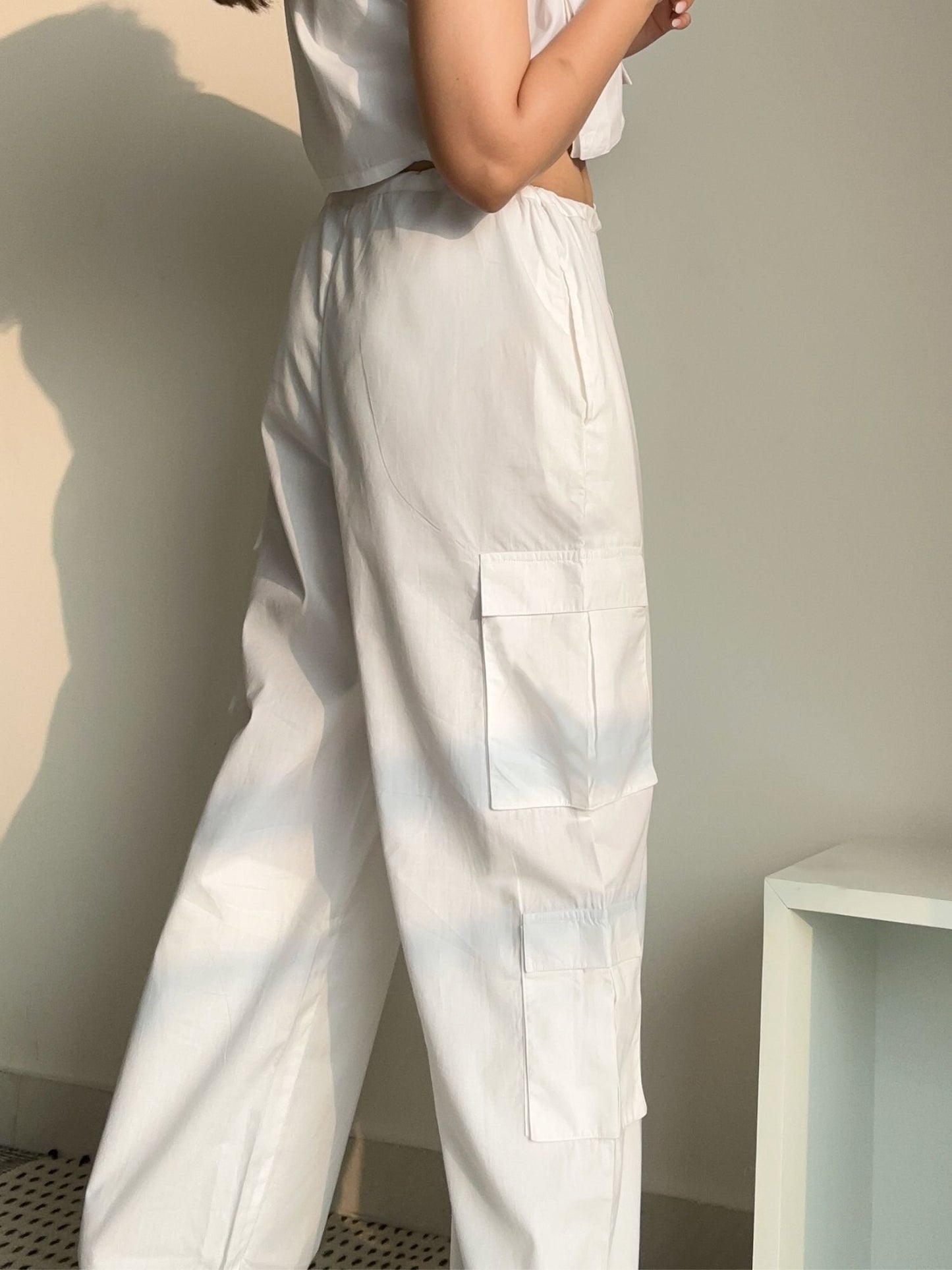 Natte Cargo Pocket Pants in White