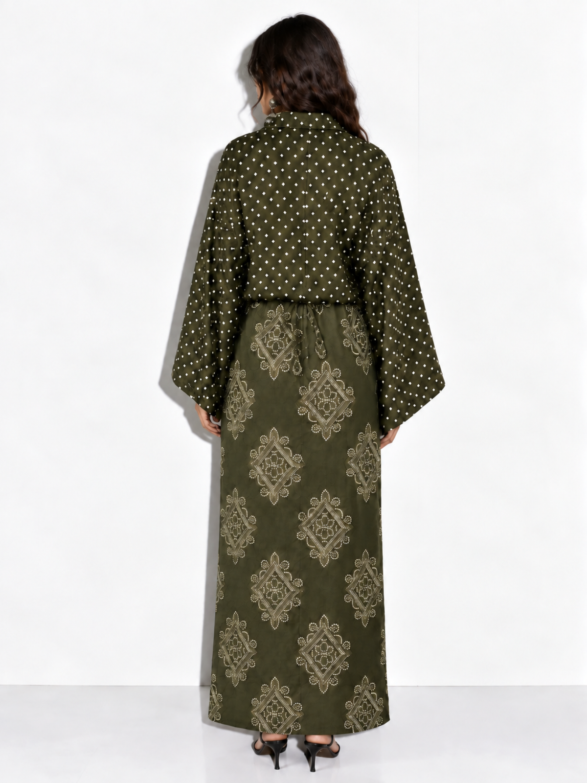 Tarini Kaftaan Long Shirt in Olive