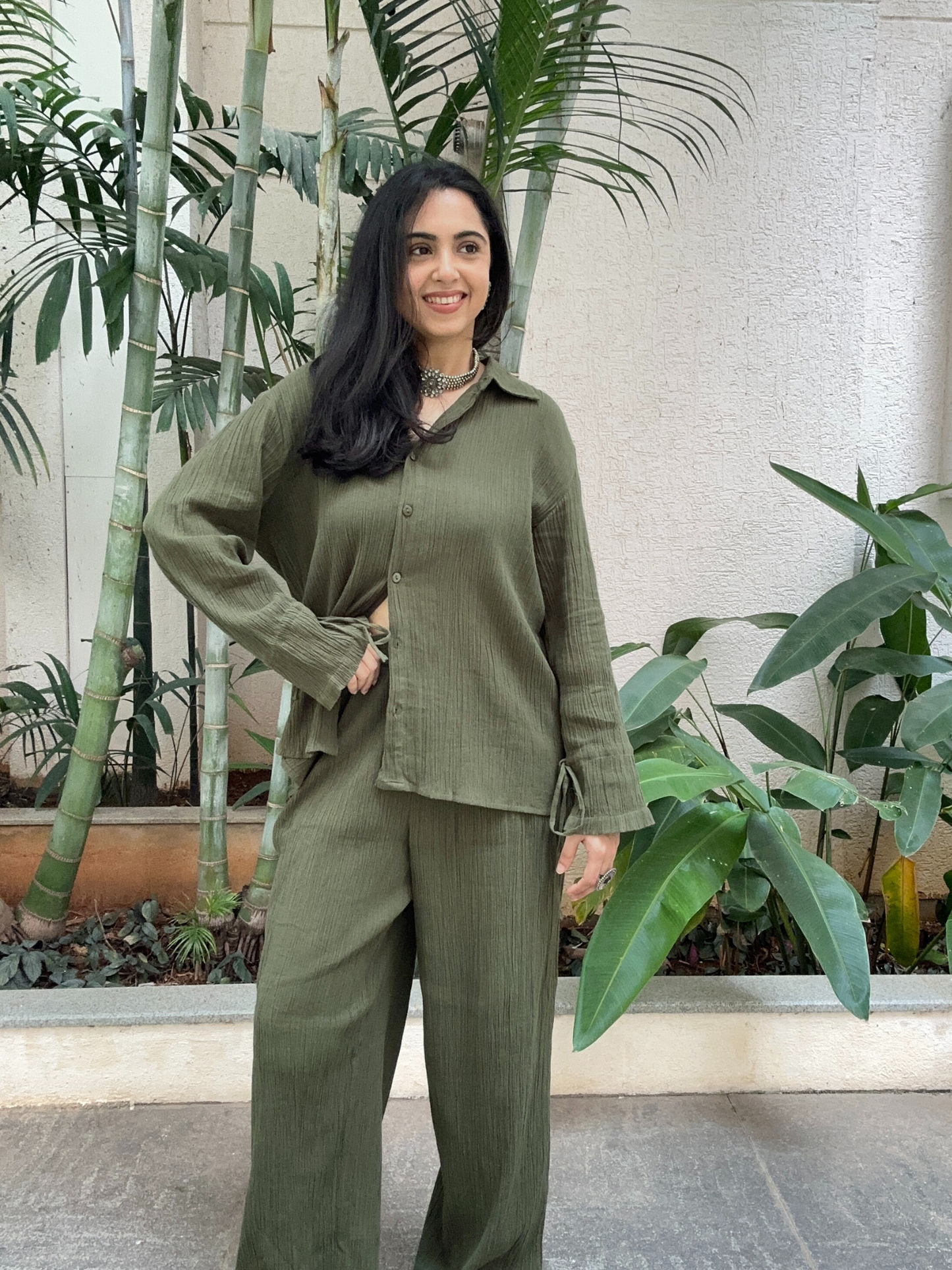 Rooh Set in Olive