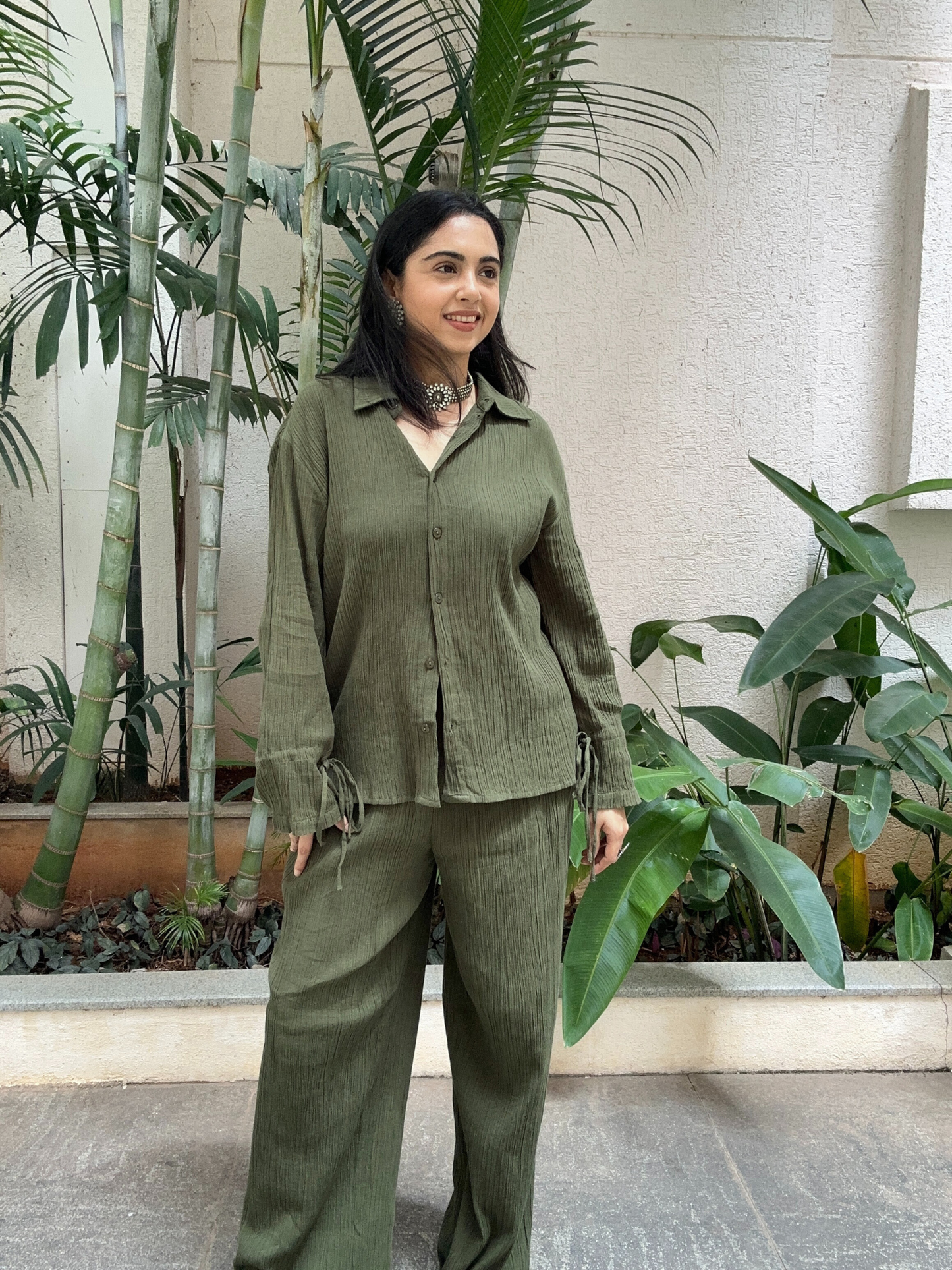 Rooh Set in Olive