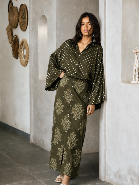 Tarini Kaftaan Long Shirt in Olive