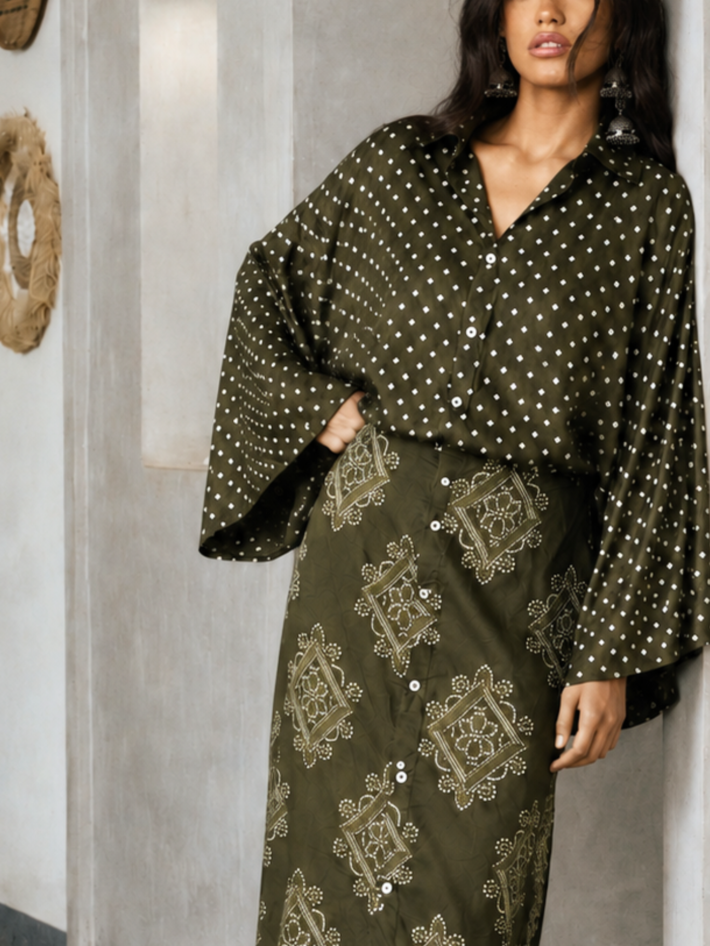 Tarini Kaftaan Long Shirt in Olive