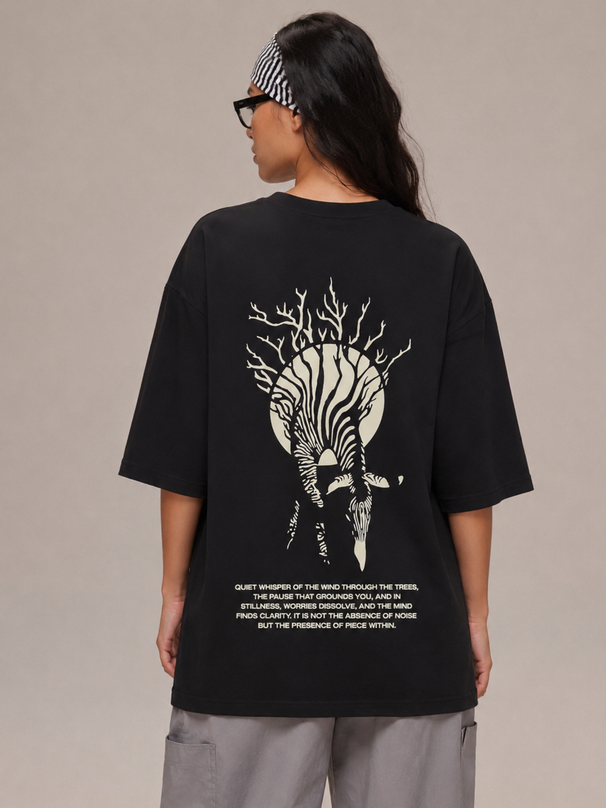 BLACK SERENITY OVERSIZED TSHIRT