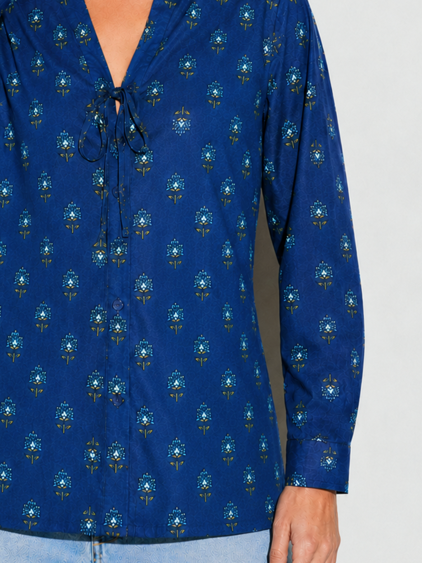 Leher Shirt in Midnight Blue Floral