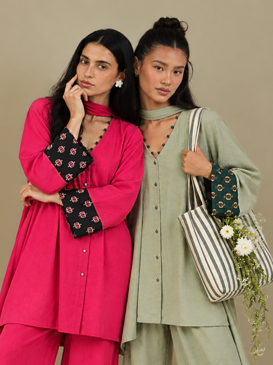 Dua Set in Hot Pink