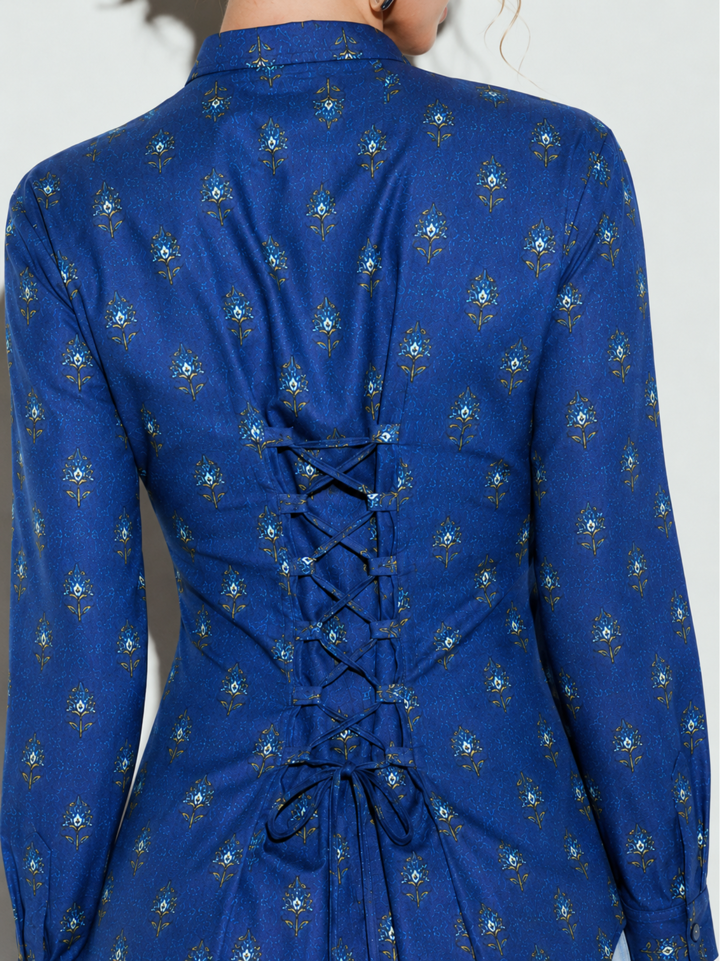 Leher Shirt in Midnight Blue Floral