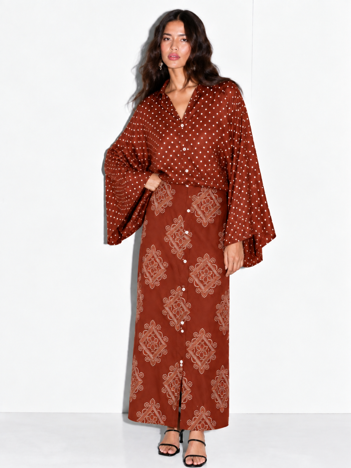 Tarini Kaftaan Long Shirt in Red