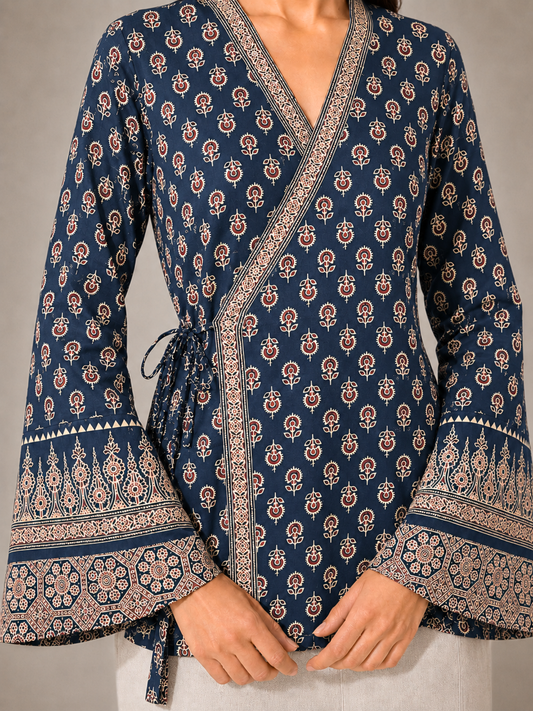 Heer Shortline Top in Navy Blue