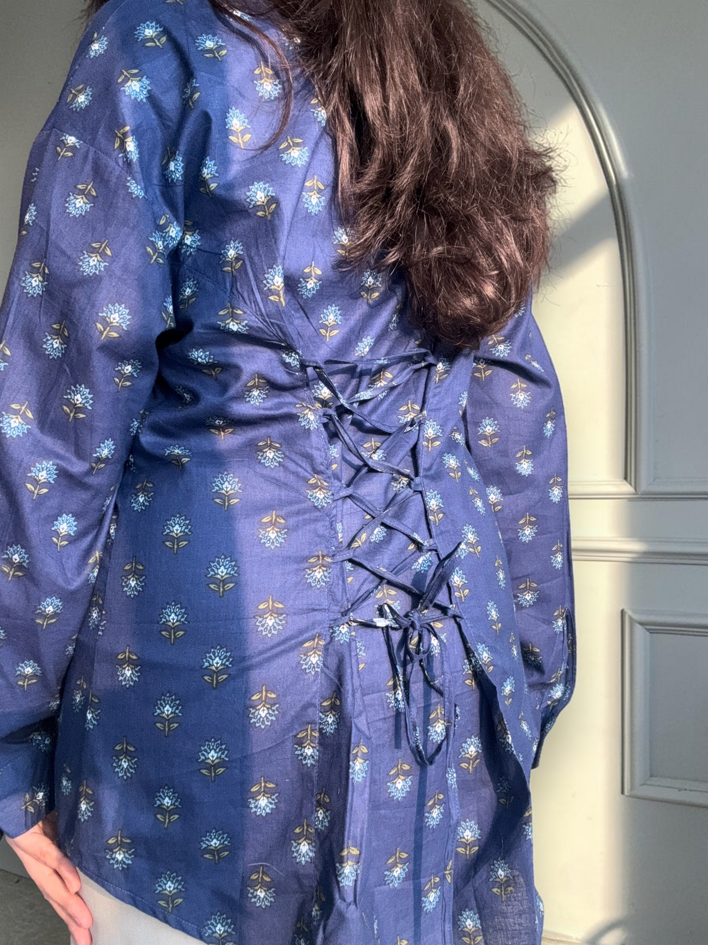 Leher Shirt