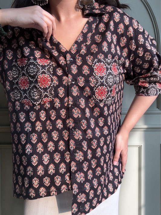 Amara Relaxed Cotton Shirt in Black Crimson