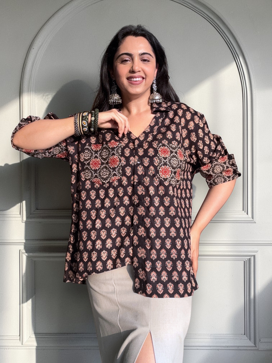 Amara Relaxed Cotton Shirt in Black Crimson
